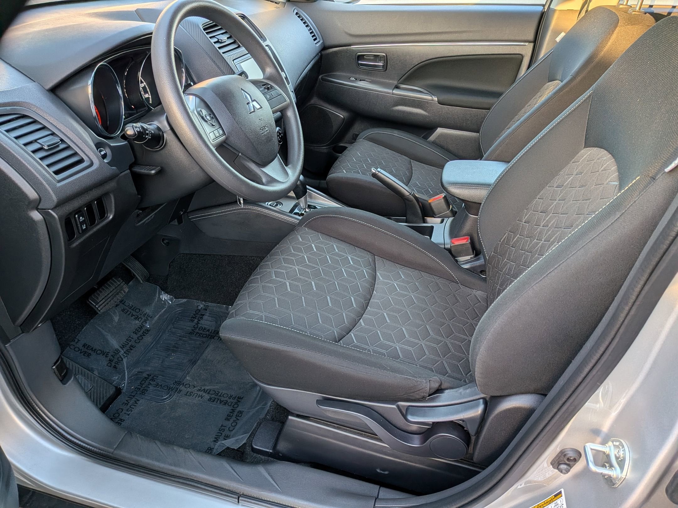 2024 Mitsubishi Outlander Sport ES