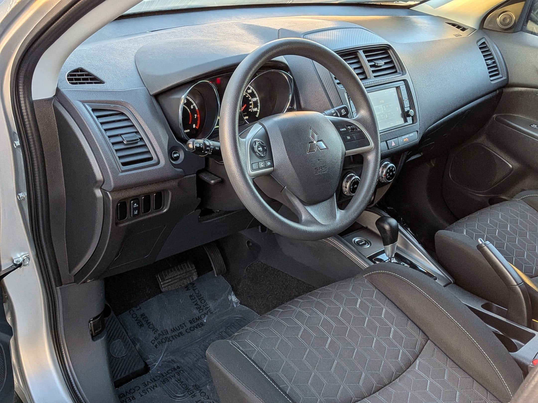 2024 Mitsubishi Outlander Sport ES