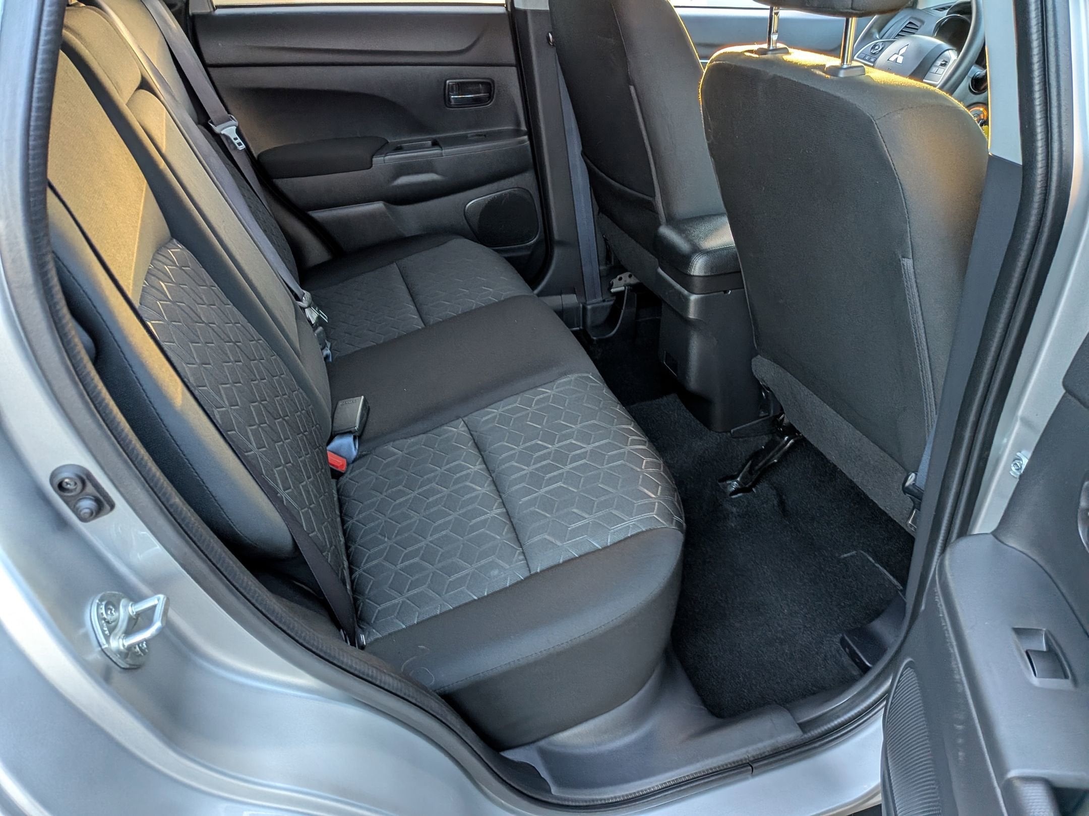 2024 Mitsubishi Outlander Sport ES