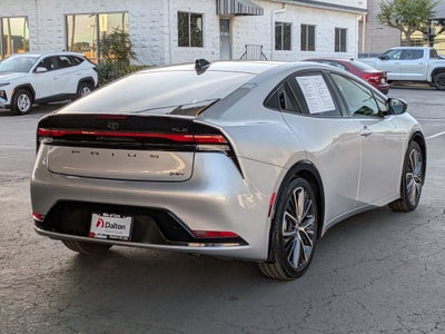 2024 Toyota PRIUS XLE