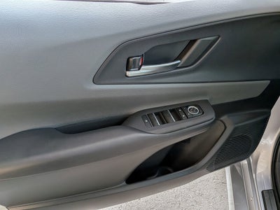 2024 Toyota PRIUS XLE