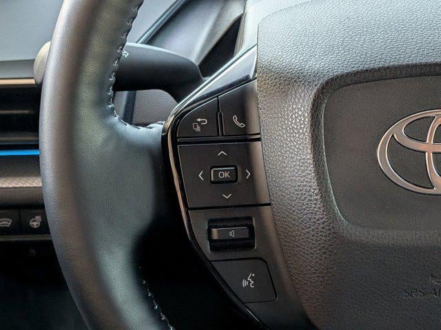 2024 Toyota PRIUS XLE