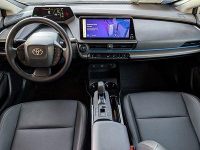 2024 Toyota PRIUS XLE
