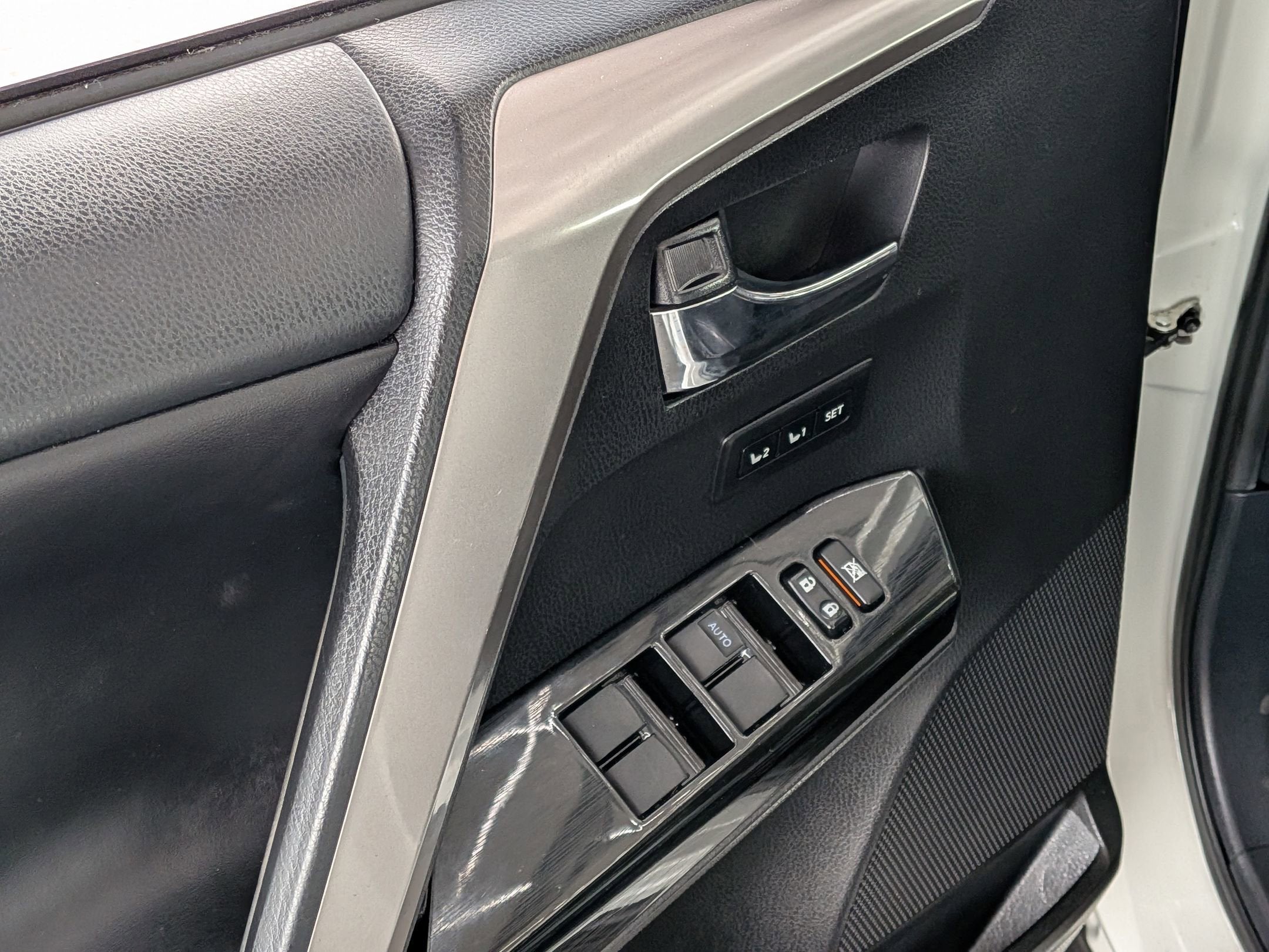 2018 Toyota RAV4 HYBRID Hybrid Limited