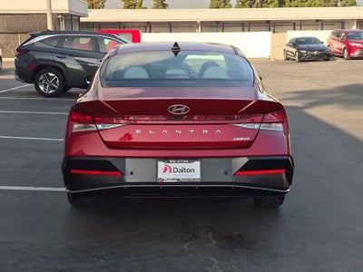 2024 Hyundai ELANTRA Limited