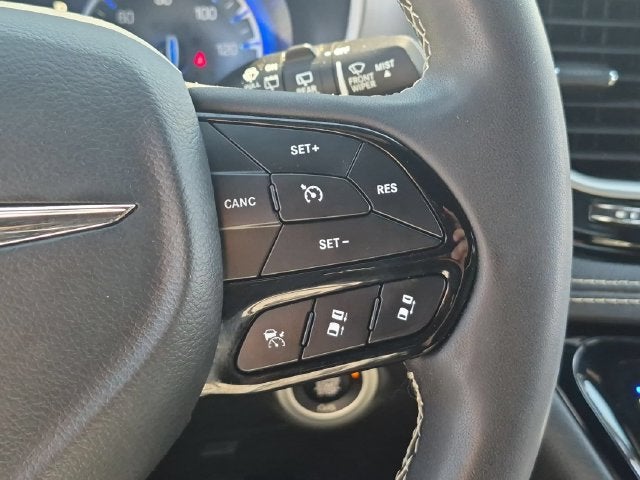 2024 Chrysler Pacifica Touring - Photo 17
