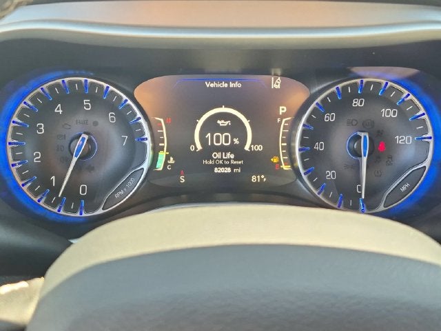 2024 Chrysler Pacifica Touring - Photo 18