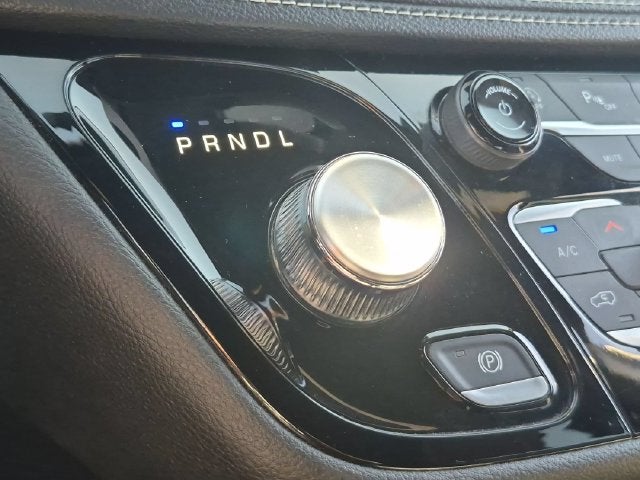 2024 Chrysler Pacifica Touring - Photo 19