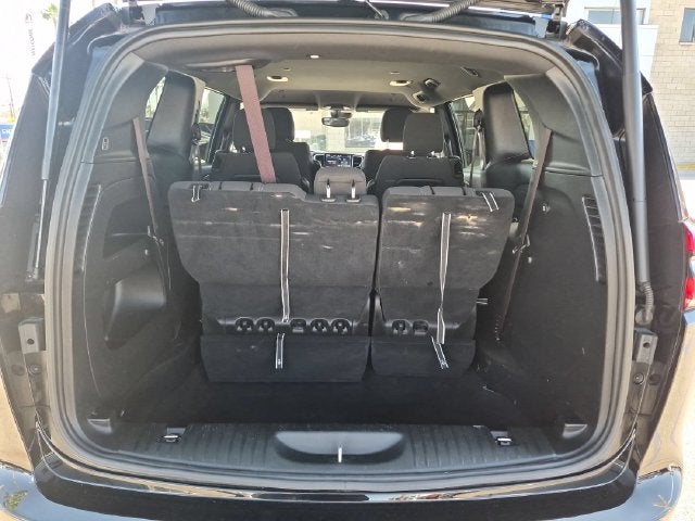 2024 Chrysler Pacifica Touring