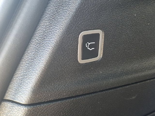 2024 Chrysler Pacifica Touring - Photo 23