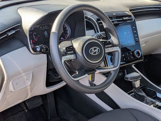 2023 Hyundai TUCSON SE