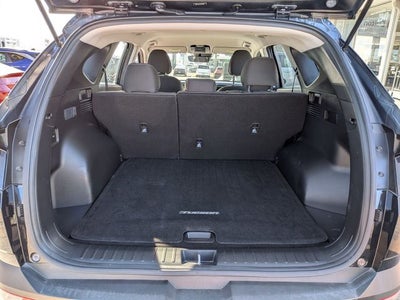 2023 Hyundai TUCSON SE