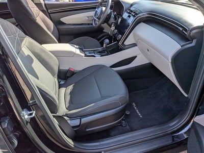 2023 Hyundai TUCSON SE