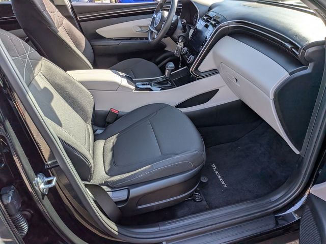 2023 Hyundai TUCSON SE