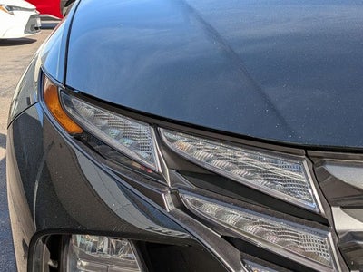 2023 Hyundai TUCSON SE