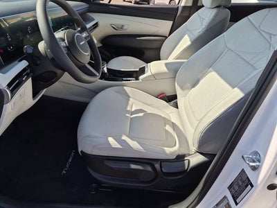2026 Hyundai TUCSON SE FWD