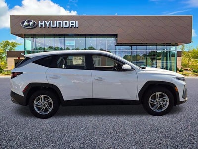 2026 Hyundai TUCSON SE FWD