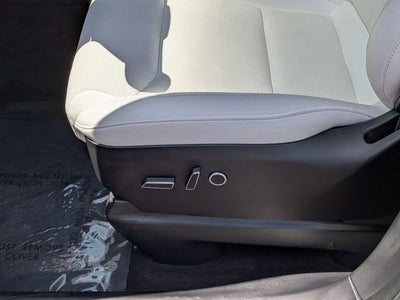 2024 Tesla Model X Base