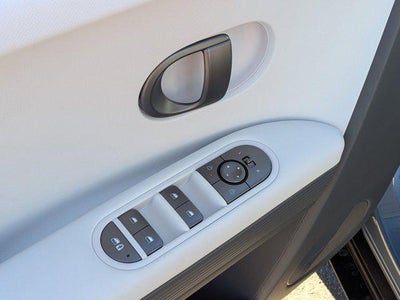 2026 Hyundai IONIQ 5 SE