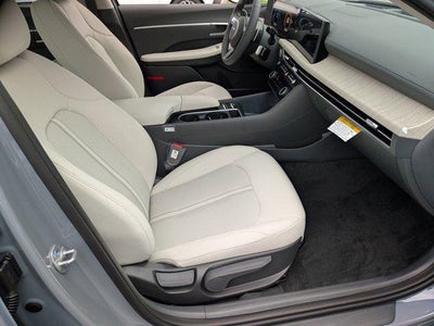 2026 Hyundai SONATA HYBRID SEL