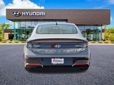 2026 Hyundai SONATA HYBRID SEL
