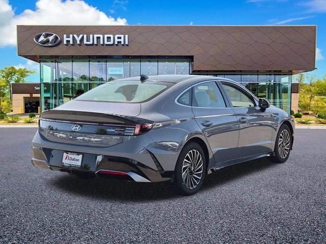 2026 Hyundai SONATA HYBRID SEL