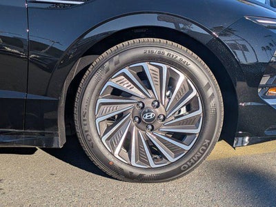 2026 Hyundai SONATA HYBRID SEL