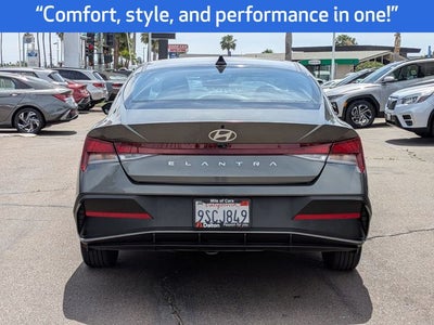 2025 Hyundai ELANTRA SE