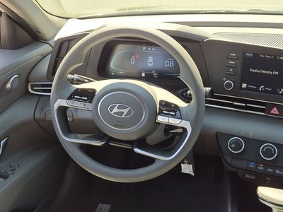 2026 Hyundai ELANTRA SE