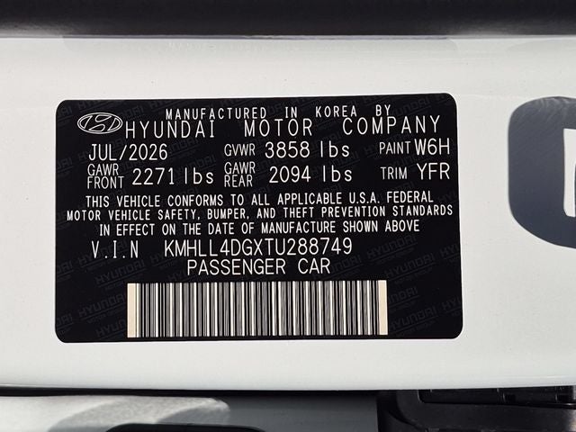 2026 Hyundai ELANTRA SE