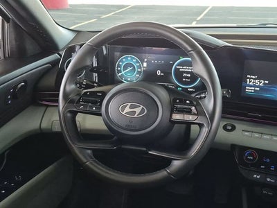 2025 Hyundai ELANTRA HYBRID Limited