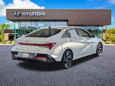 2025 Hyundai ELANTRA HYBRID Limited