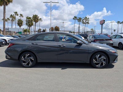 2025 Hyundai ELANTRA HYBRID Limited