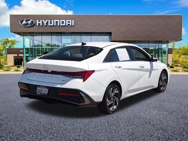 2025 Hyundai ELANTRA HYBRID Limited