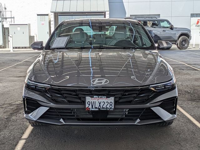 2025 Hyundai ELANTRA HYBRID Limited