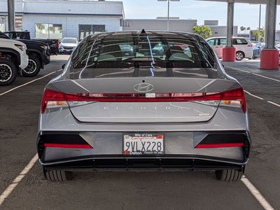 2025 Hyundai ELANTRA HYBRID Limited
