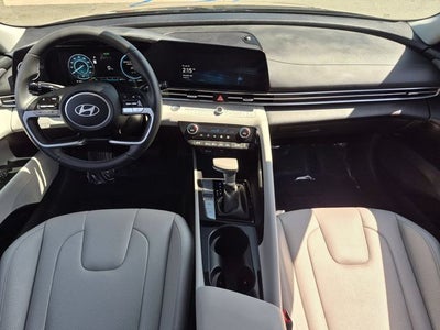 2025 Hyundai ELANTRA HYBRID Limited