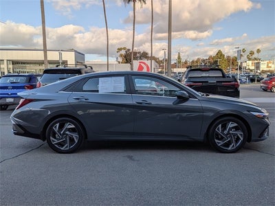 2025 Hyundai ELANTRA HYBRID Limited