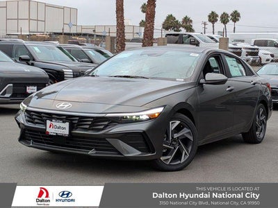 2025 Hyundai ELANTRA Limited