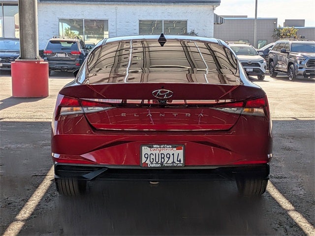 2023 Hyundai ELANTRA SEL