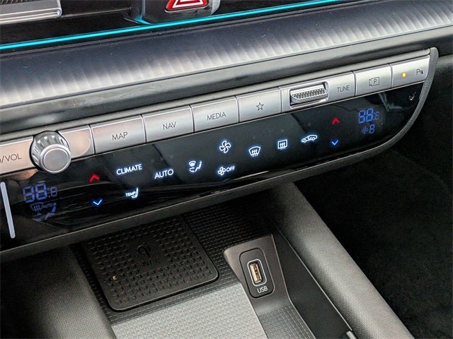 2025 Hyundai IONIQ 6 SEL