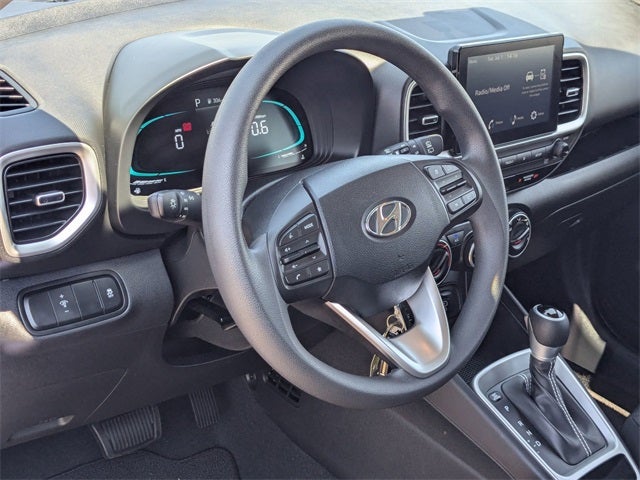 2025 Hyundai VENUE SE