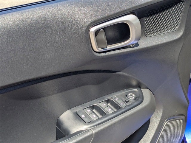 2025 Hyundai VENUE SE