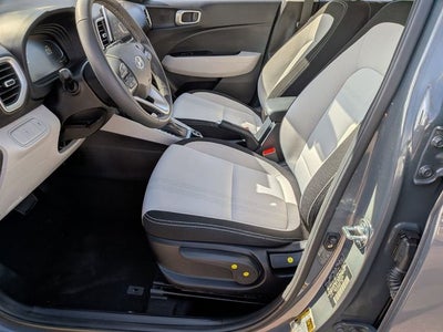 2025 Hyundai VENUE SEL