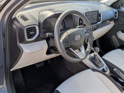 2025 Hyundai VENUE SEL