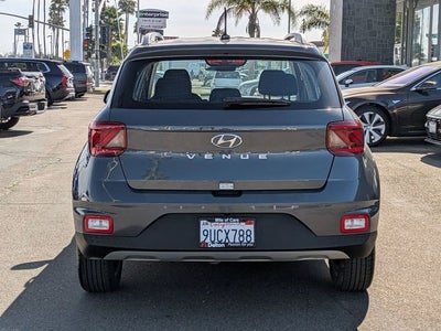 2025 Hyundai VENUE SEL