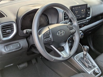 2025 Hyundai VENUE SEL