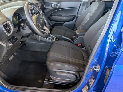 2023 Hyundai VENUE SEL