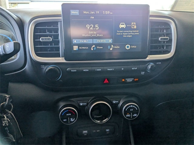 2023 Hyundai VENUE SEL