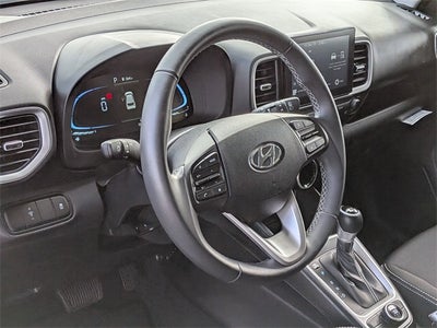 2025 Hyundai VENUE SEL